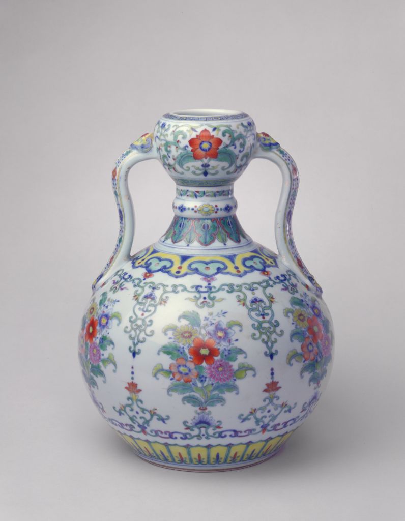 图片[1]-Colorful Ruyi Ear Garlic Bottle-China Archive